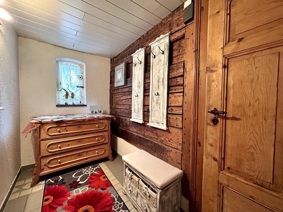 Rustikales Studio-Apartment Blockstube Im Haus Selma Гросшенау Екстер'єр фото